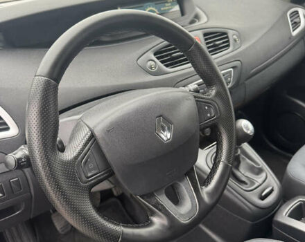 Серый Рено Сценик, объемом двигателя 1.6 л и пробегом 218 тыс. км за 7800 $, фото 46 на Automoto.ua