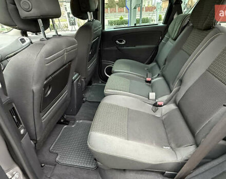 Сірий Рено Сценік, об'ємом двигуна 1.6 л та пробігом 176 тис. км за 7250 $, фото 17 на Automoto.ua