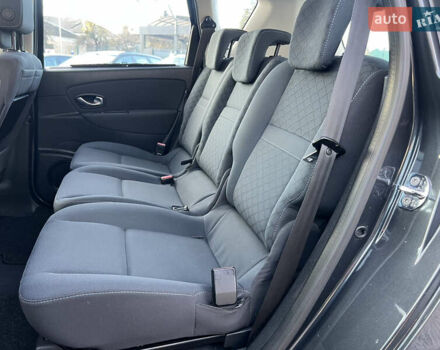 Сірий Рено Сценік, об'ємом двигуна 1.6 л та пробігом 237 тис. км за 7650 $, фото 44 на Automoto.ua