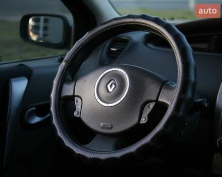 Серый Рено Сценик, объемом двигателя 1.5 л и пробегом 211 тыс. км за 6300 $, фото 13 на Automoto.ua