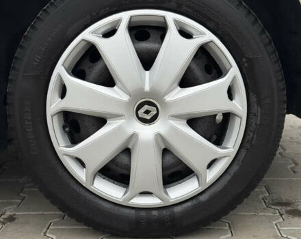 Серый Рено Сценик, объемом двигателя 1.6 л и пробегом 196 тыс. км за 6700 $, фото 112 на Automoto.ua