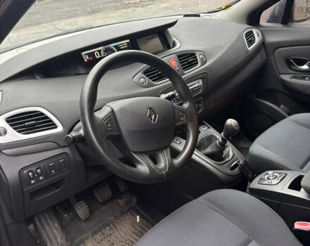 Серый Рено Сценик, объемом двигателя 1.87 л и пробегом 320 тыс. км за 6300 $, фото 10 на Automoto.ua