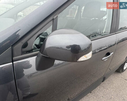 Серый Рено Сценик, объемом двигателя 1.6 л и пробегом 218 тыс. км за 7800 $, фото 24 на Automoto.ua