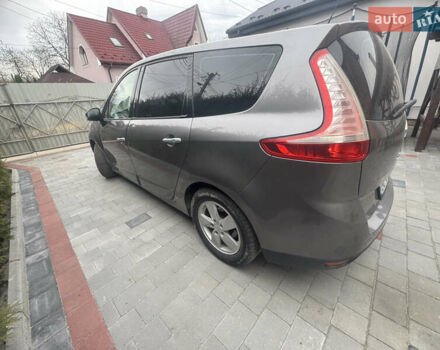 Сірий Рено Сценік, об'ємом двигуна 1.46 л та пробігом 256 тис. км за 5700 $, фото 7 на Automoto.ua