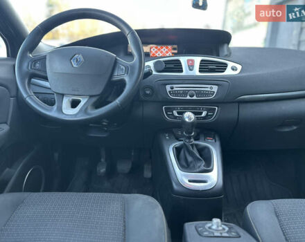 Серый Рено Сценик, объемом двигателя 1.46 л и пробегом 265 тыс. км за 4950 $, фото 9 на Automoto.ua