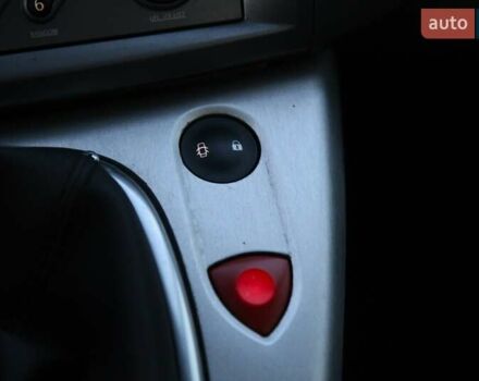 Серый Рено Сценик, объемом двигателя 1.5 л и пробегом 211 тыс. км за 6300 $, фото 19 на Automoto.ua