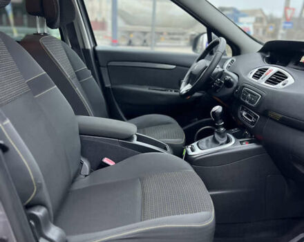 Сірий Рено Сценік, об'ємом двигуна 1.6 л та пробігом 176 тис. км за 7700 $, фото 25 на Automoto.ua