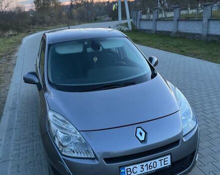 Серый Рено Сценик, объемом двигателя 1.5 л и пробегом 241 тыс. км за 5950 $, фото 3 на Automoto.ua