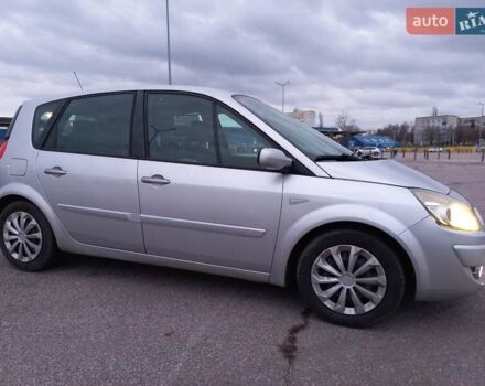 Серый Рено Сценик, объемом двигателя 2 л и пробегом 220 тыс. км за 6400 $, фото 1 на Automoto.ua