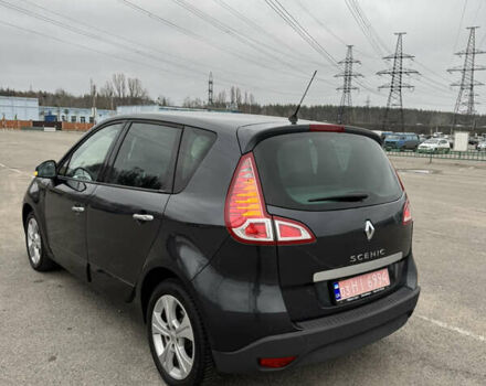 Серый Рено Сценик, объемом двигателя 1.6 л и пробегом 210 тыс. км за 7500 $, фото 10 на Automoto.ua