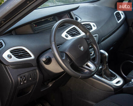 Серый Рено Сценик, объемом двигателя 1.5 л и пробегом 120 тыс. км за 8200 $, фото 53 на Automoto.ua