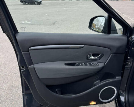 Серый Рено Сценик, объемом двигателя 1.6 л и пробегом 210 тыс. км за 7500 $, фото 21 на Automoto.ua