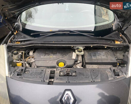 Сірий Рено Сценік, об'ємом двигуна 1.9 л та пробігом 184 тис. км за 7800 $, фото 8 на Automoto.ua