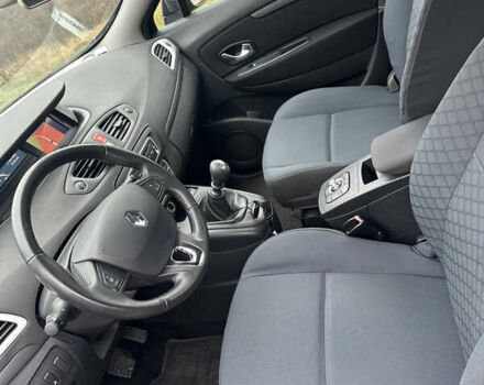 Сірий Рено Сценік, об'ємом двигуна 1.5 л та пробігом 263 тис. км за 6900 $, фото 8 на Automoto.ua