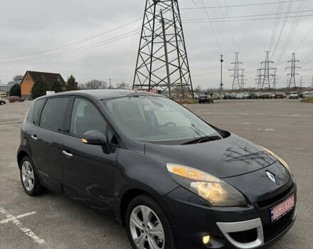 Серый Рено Сценик, объемом двигателя 1.6 л и пробегом 210 тыс. км за 7500 $, фото 16 на Automoto.ua