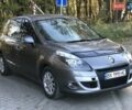 Рено Сценік 2010 у Хмельницькому на Automoto.ua Сірий Рено Сценік, об'ємом двигуна 1.9 л та пробігом 320 тис. км за 5399 $, фото 6 на Automoto.ua