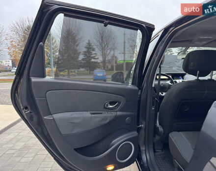 Серый Рено Сценик, объемом двигателя 1.5 л и пробегом 239 тыс. км за 6850 $, фото 21 на Automoto.ua