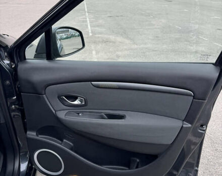 Серый Рено Сценик, объемом двигателя 1.6 л и пробегом 210 тыс. км за 7500 $, фото 24 на Automoto.ua