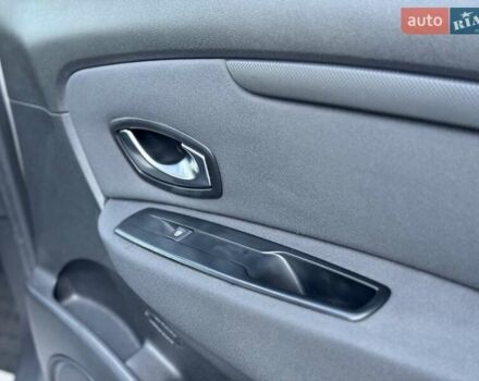 Сірий Рено Сценік, об'ємом двигуна 1.5 л та пробігом 179 тис. км за 9200 $, фото 39 на Automoto.ua