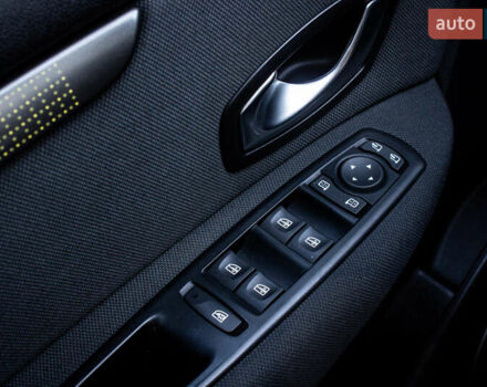 Серый Рено Сценик, объемом двигателя 1.5 л и пробегом 120 тыс. км за 8200 $, фото 31 на Automoto.ua