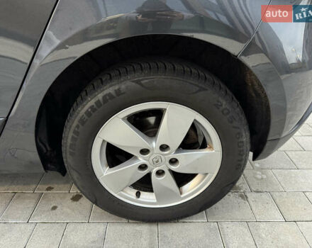 Серый Рено Сценик, объемом двигателя 1.5 л и пробегом 239 тыс. км за 6850 $, фото 10 на Automoto.ua