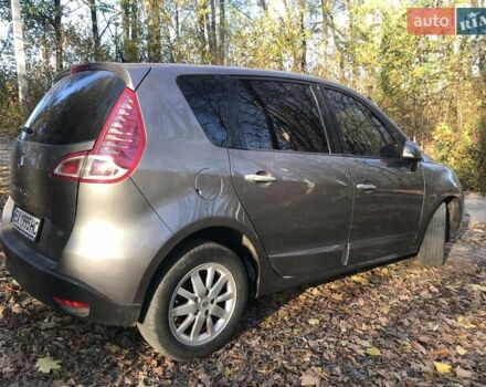 Рено Сценік 2010 у Хмельницькому на Automoto.ua Сірий Рено Сценік, об'ємом двигуна 1.9 л та пробігом 320 тис. км за 5399 $, фото 12 на Automoto.ua