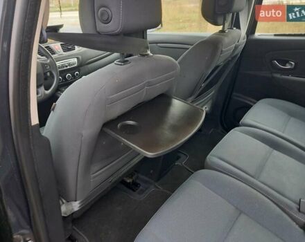 Серый Рено Сценик, объемом двигателя 1.46 л и пробегом 250 тыс. км за 5999 $, фото 28 на Automoto.ua