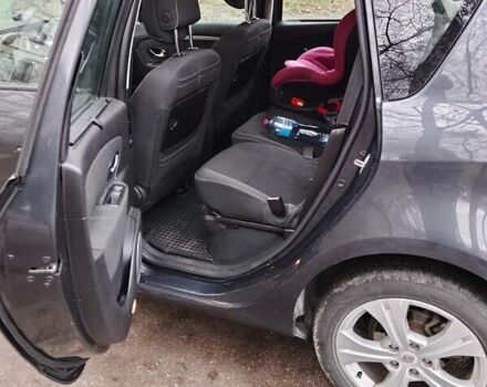 Серый Рено Сценик, объемом двигателя 1.46 л и пробегом 320 тыс. км за 6900 $, фото 5 на Automoto.ua