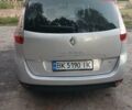 Рено Сценик 2010 в Млынове на Automoto.ua Серый Рено Сценик, объемом двигателя 1.5 л и пробегом 331 тыс. км за 7000 $, фото 5 на Automoto.ua