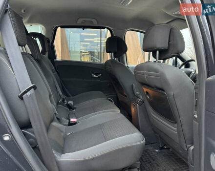 Серый Рено Сценик, объемом двигателя 1.5 л и пробегом 239 тыс. км за 6850 $, фото 12 на Automoto.ua