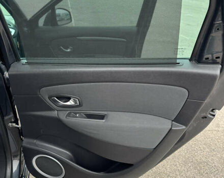 Серый Рено Сценик, объемом двигателя 1.6 л и пробегом 210 тыс. км за 7500 $, фото 25 на Automoto.ua