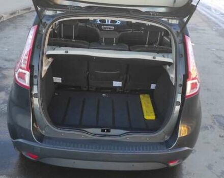 Серый Рено Сценик, объемом двигателя 1.5 л и пробегом 239 тыс. км за 7799 $, фото 19 на Automoto.ua