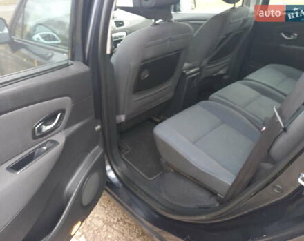 Серый Рено Сценик, объемом двигателя 1.46 л и пробегом 250 тыс. км за 5999 $, фото 25 на Automoto.ua