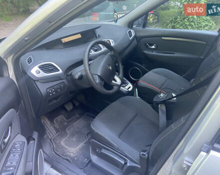 Сірий Рено Сценік, об'ємом двигуна 1.46 л та пробігом 234 тис. км за 7500 $, фото 2 на Automoto.ua