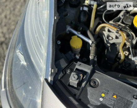 Сірий Рено Сценік, об'ємом двигуна 1.5 л та пробігом 239 тис. км за 6300 $, фото 24 на Automoto.ua