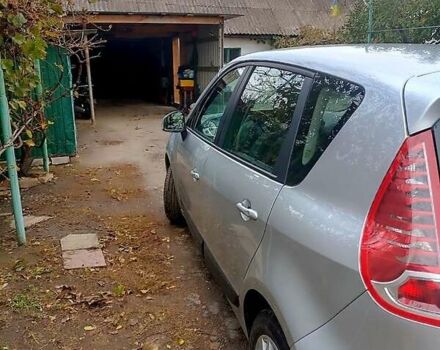 Рено Сценик 2010 в Полтаве на Automoto.ua Серый Рено Сценик, объемом двигателя 1.5 л и пробегом 226 тыс. км за 7400 $, фото 7 на Automoto.ua