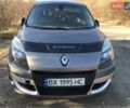 Рено Сценік 2010 у Хмельницькому на Automoto.ua Сірий Рено Сценік, об'ємом двигуна 1.9 л та пробігом 320 тис. км за 5399 $, фото 14 на Automoto.ua
