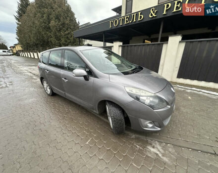 Рено Сценик 2010 в Тернополе на Automoto.ua Серый Рено Сценик, объемом двигателя 1.4 л и пробегом 245 тыс. км за 7000 $, фото 16 на Automoto.ua