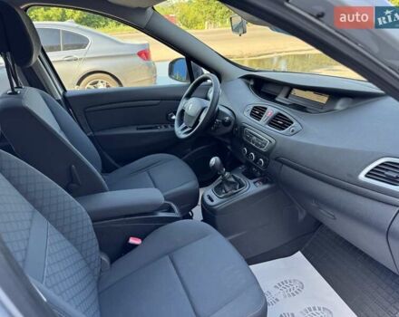 Сірий Рено Сценік, об'ємом двигуна 1.5 л та пробігом 179 тис. км за 9200 $, фото 42 на Automoto.ua