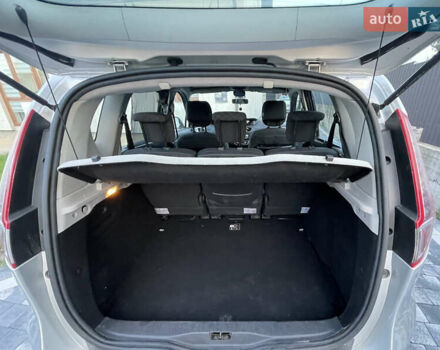 Рено Сценик 2010 в Ровно на Automoto.ua Серый Рено Сценик, объемом двигателя 1.4 л и пробегом 164 тыс. км за 5500 $, фото 22 на Automoto.ua