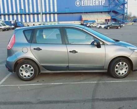 Серый Рено Сценик, объемом двигателя 1.6 л и пробегом 173 тыс. км за 6500 $, фото 2 на Automoto.ua