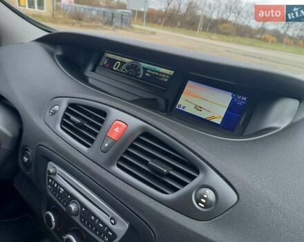 Серый Рено Сценик, объемом двигателя 1.46 л и пробегом 250 тыс. км за 5999 $, фото 40 на Automoto.ua