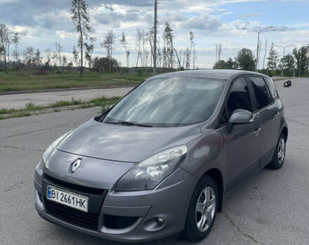 Рено Сценік 2010 у Харкові на Automoto.ua Сірий Рено Сценік, об'ємом двигуна 1.5 л та пробігом 280 тис. км за 6300 $, фото 1 на Automoto.ua