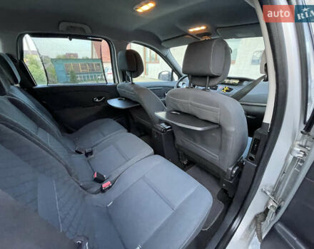 Рено Сценик 2010 в Ровно на Automoto.ua Серый Рено Сценик, объемом двигателя 1.4 л и пробегом 164 тыс. км за 5500 $, фото 17 на Automoto.ua