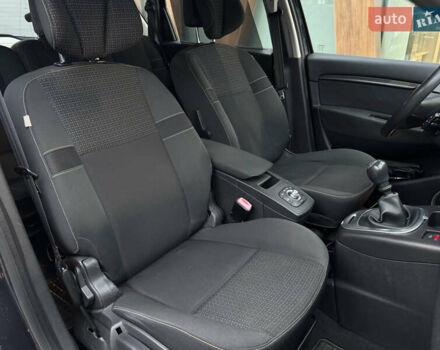 Серый Рено Сценик, объемом двигателя 1.5 л и пробегом 239 тыс. км за 6850 $, фото 14 на Automoto.ua