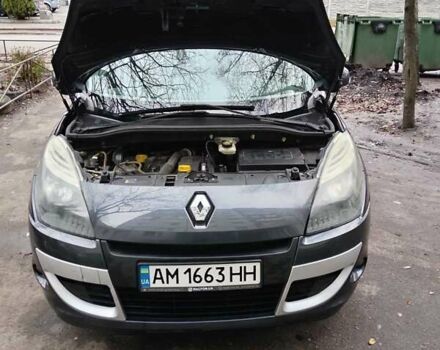 Серый Рено Сценик, объемом двигателя 1.46 л и пробегом 320 тыс. км за 6900 $, фото 12 на Automoto.ua