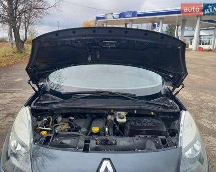 Серый Рено Сценик, объемом двигателя 1.46 л и пробегом 250 тыс. км за 5999 $, фото 44 на Automoto.ua