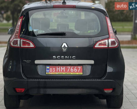 Серый Рено Сценик, объемом двигателя 1.5 л и пробегом 239 тыс. км за 6850 $, фото 5 на Automoto.ua