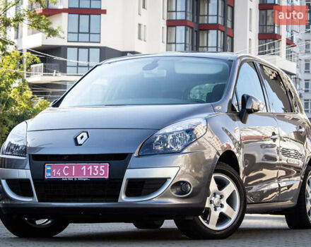 Серый Рено Сценик, объемом двигателя 1.5 л и пробегом 120 тыс. км за 8200 $, фото 3 на Automoto.ua