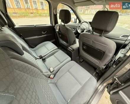 Серый Рено Сценик, объемом двигателя 1.46 л и пробегом 232 тыс. км за 7500 $, фото 7 на Automoto.ua